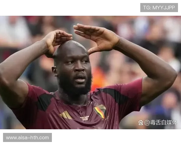 卢卡库中路补射上演强攻，前点争夺果然致命——训练场上的胜负哲学