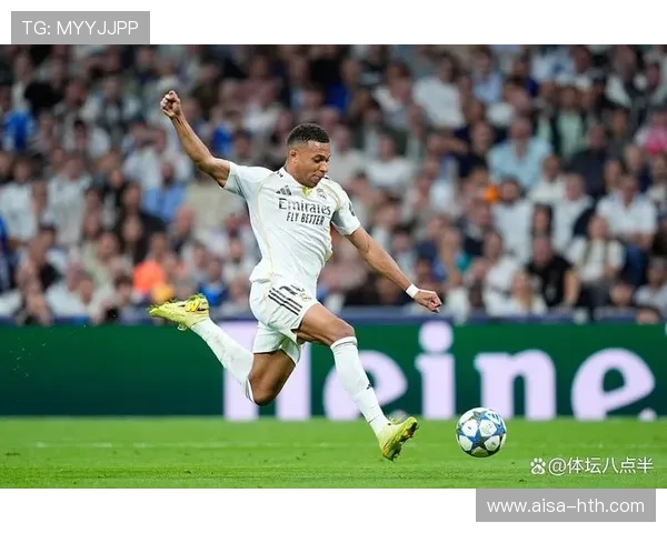 姆巴佩横向晃动制造大空间：从场上直观到训练闭环