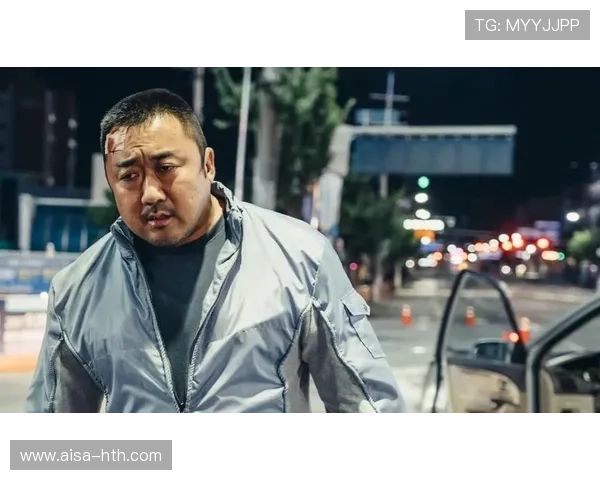 拳击擂台黑马选手第四回合上演惊天反扑